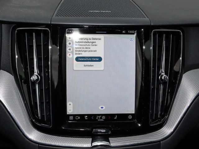 Volvo XC60 AWD Core Recharge