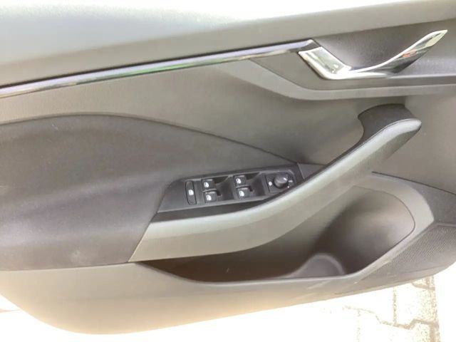 Skoda Scala Essence 1,0 TSI 70 kW 5-Gang mech.