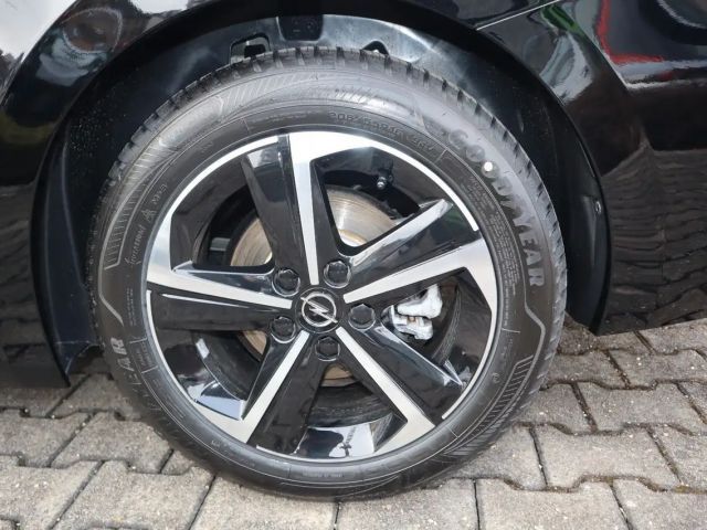 Opel Astra 1.2 Turbo Edition Sports Tourer