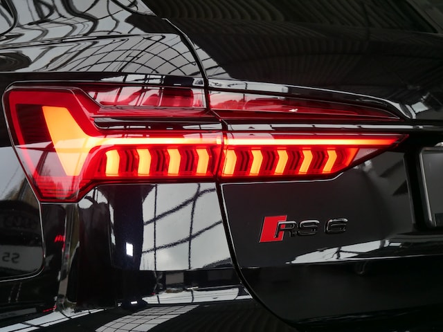 Audi A6 e-tron Avant Performance Quattro