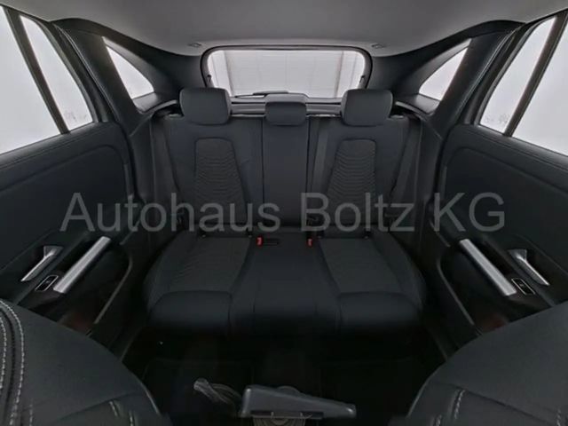 Mercedes-Benz GLA 200 Progressive