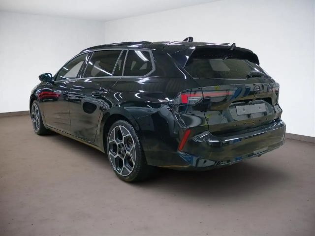 Opel Astra Sports Tourer Ultimate