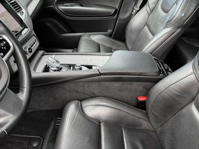 Volvo XC90 AWD Dark Ultimate