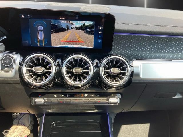 Mercedes-Benz GLB 180 AMG Line