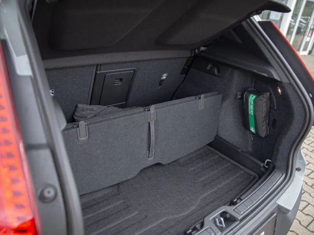 Volvo XC40 Business Dark Plus