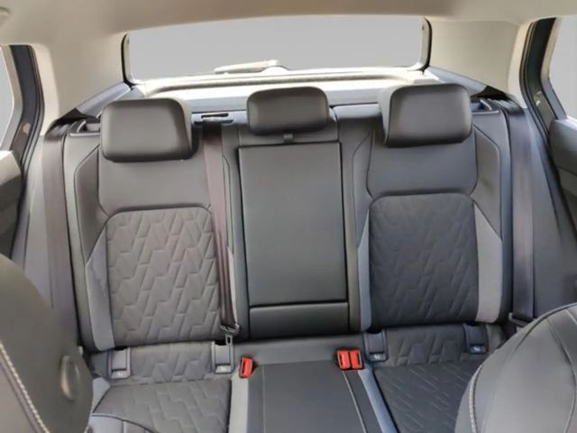 Volkswagen Golf 1.5 eTSI Golf VIII