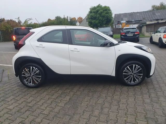 Toyota Aygo X Hatchback Play X-play