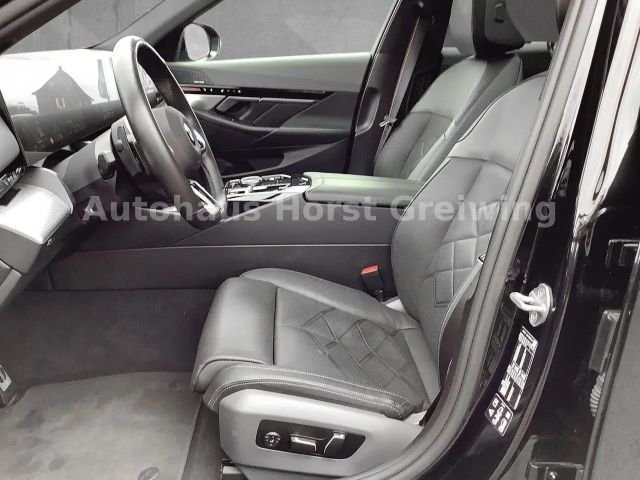 BMW 520 520d M-Sport Sedan xDrive