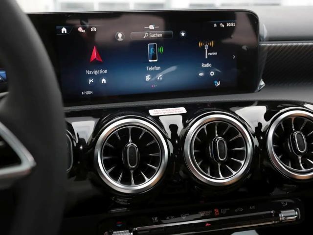 Mercedes-Benz A 200 Progressive