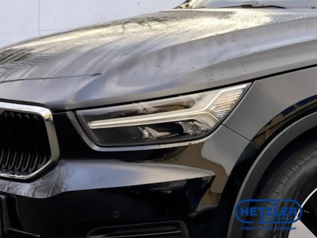 Volvo XC40 Momentum T4