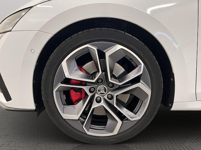 Skoda Octavia 2,0l TSI 180kW, DSG AHK