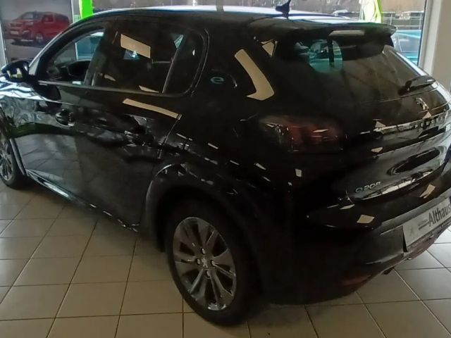 Peugeot E-208 Allure Pack
