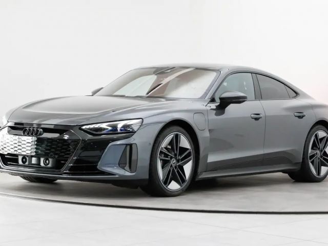 Audi RS e-tron GT B&O WäPu Matrix 360° HUD Massage