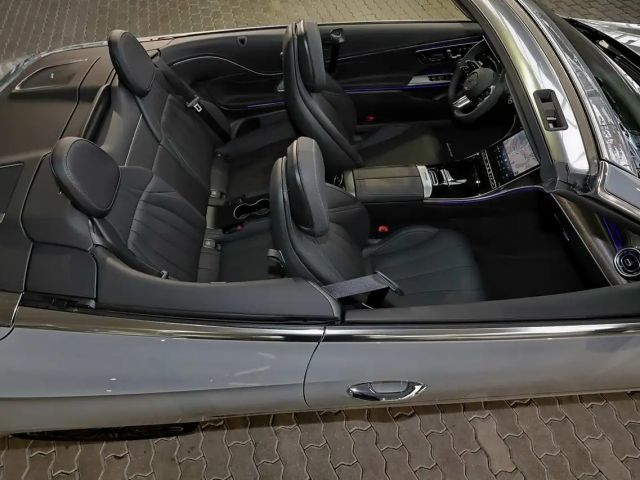 Mercedes-Benz CLE 300 4MATIC AMG Line