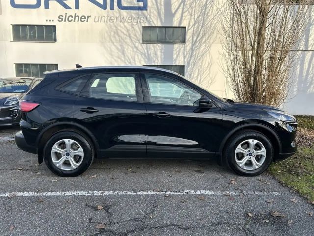 Ford Kuga Cool & Connect