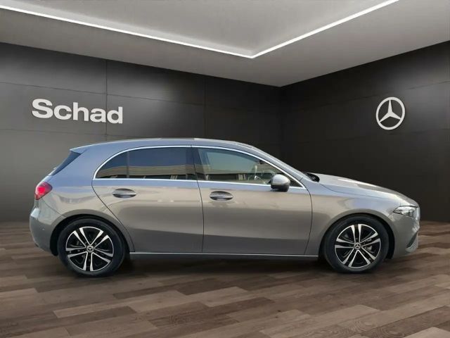 Mercedes-Benz A 200 Progressive