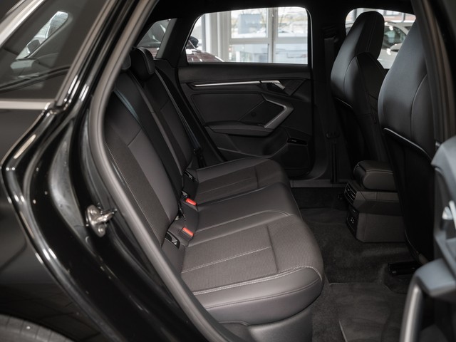 Audi A3 35 TFSI S-Line S-Tronic Sportback