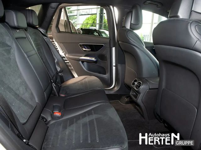 Mercedes-Benz GLC 300 AMG Line