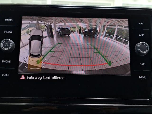 Volkswagen T-Roc DSG R-Line Style