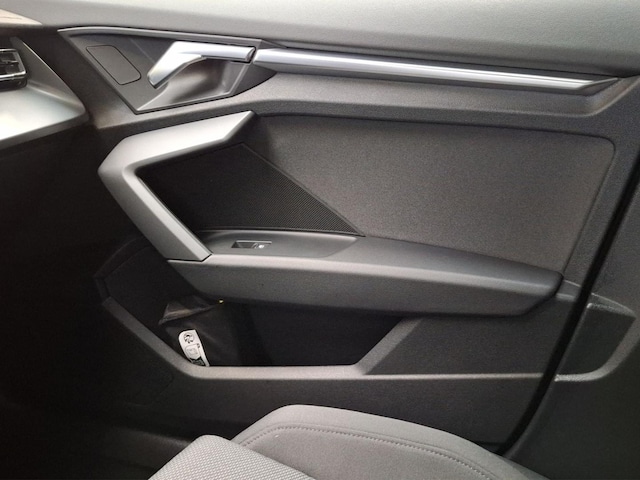 Audi A3 30 TFSI S-Line S-Tronic Sedan