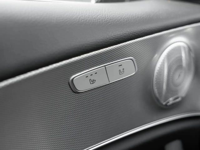 Mercedes-Benz E 220 AVANTGARDE E 220 d Estate
