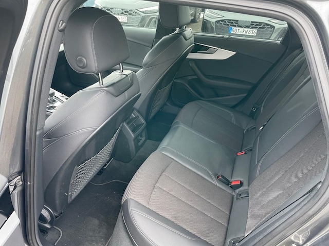 Audi A4 35 TFSI Avant S-Line S-Tronic