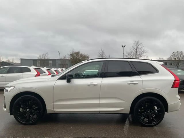 Volvo XC60 Dark Plus