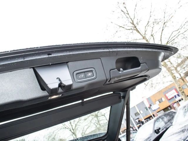 Volvo XC60 Dark Plus Recharge T6