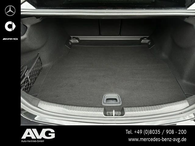 Mercedes-Benz C 180 AMG Line Sedan