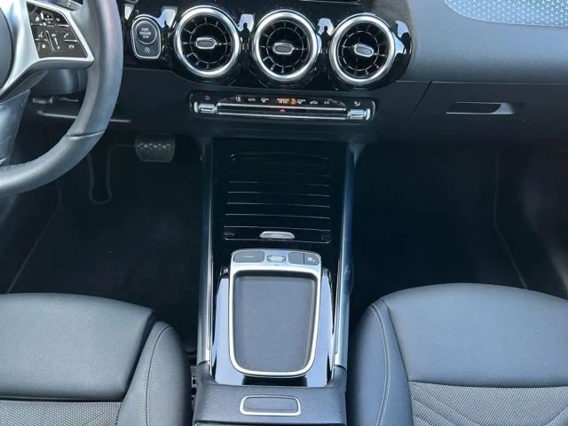 Mercedes-Benz B 180 B 180 d Progressive