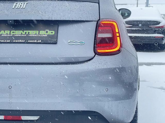 Fiat 500e 42 kWh La Prima