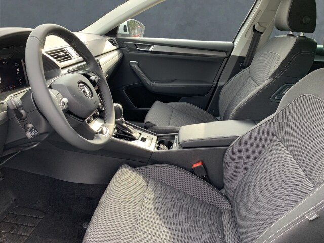 Skoda Superb 2.0 TDI Combi Style Style