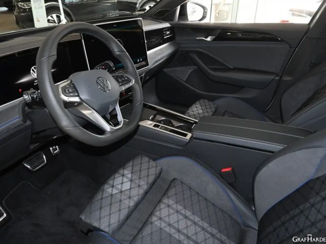 Volkswagen Passat DSG R-Line