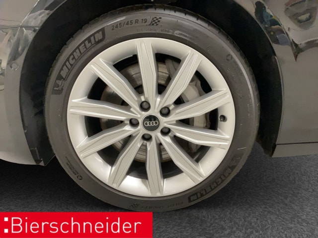 Audi A6 55 TFSI Quattro S-Tronic Sedan