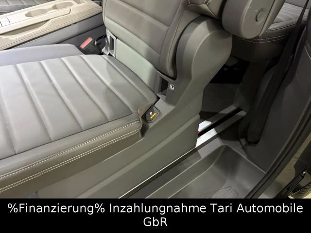 Volkswagen Multivan 2.0 TSI Style T7