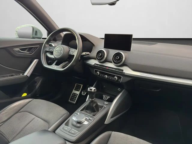 Audi Q2 35 TFSI S-Line