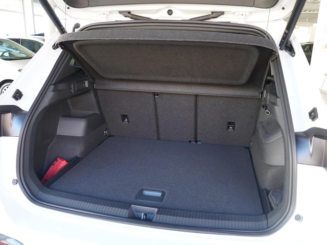 Volkswagen Tiguan Tiguan 1.5 eTSI R-Line Black Style KAMERA NAVI AHK