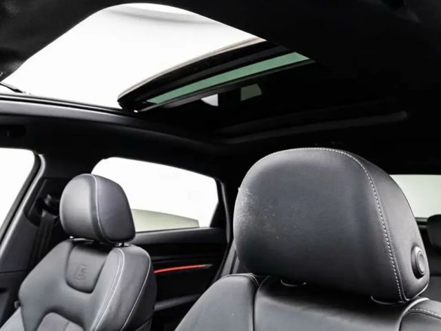 Audi e-tron 55 S-Line