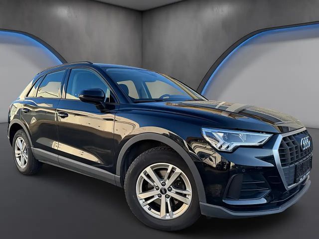 Audi Q3 35 TDI S-Tronic