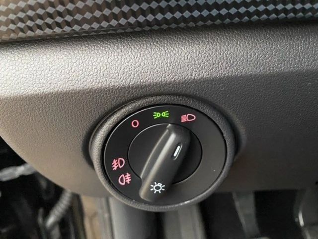 Volkswagen up! 1,0 Basis KLIMA SHZ BLUETOOTH DAB+