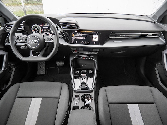 Audi A3 30 TFSI S-Tronic Sportback