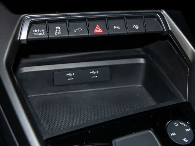 Audi A3 40 TFSI Hybride Sedan