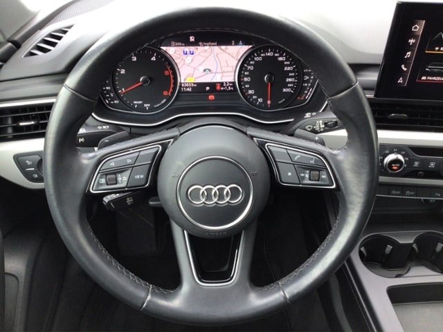 Audi A4 30 TDI Avant S-Tronic