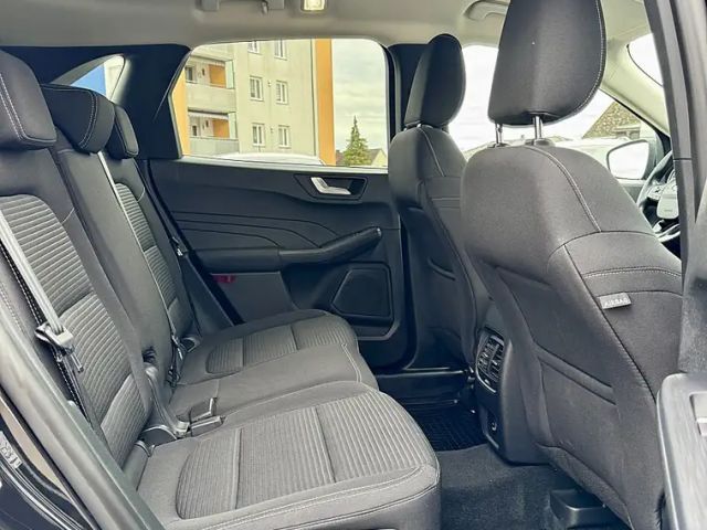 Ford Kuga AWD Titanium