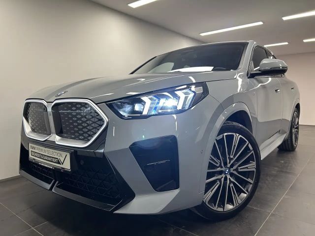 BMW iX2 Coupé M-Sport xDrive30