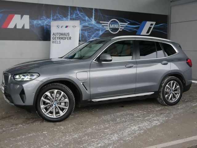 BMW X3 xDrive30e