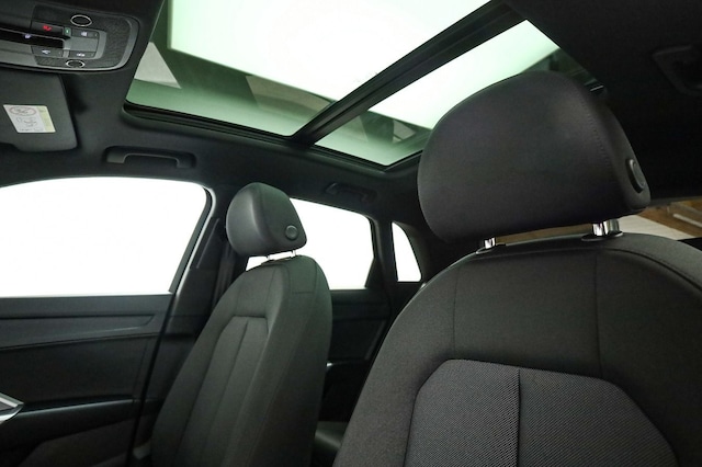 Audi Q3 35 TFSI S-Line S-Tronic