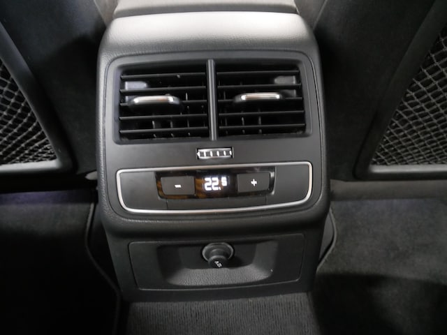 Audi A4 40 TDI Quattro S-Tronic Sedan