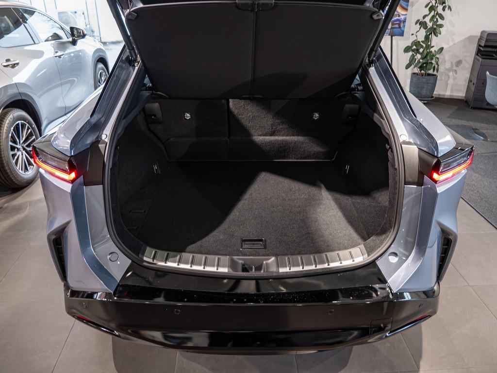 Lexus RZ Luxury Line