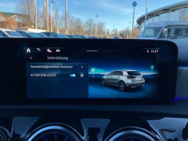 Mercedes-Benz A 200 A 200 d AMG Line